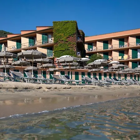 Desiree Procchio (Isola d'Elba)