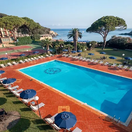 Ξενοδοχείο Desiree 4*