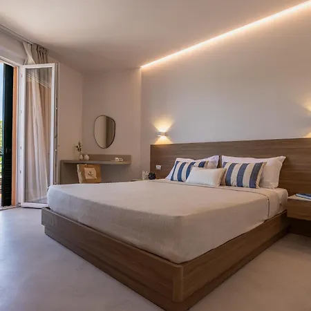 Desiree Hotel