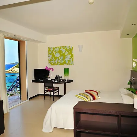 Hotel Desiree