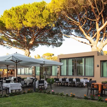 ホテル Desiree 4*