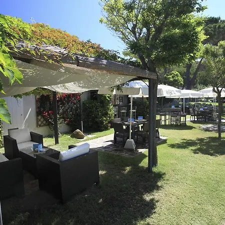 ホテル Desiree プロッキオ